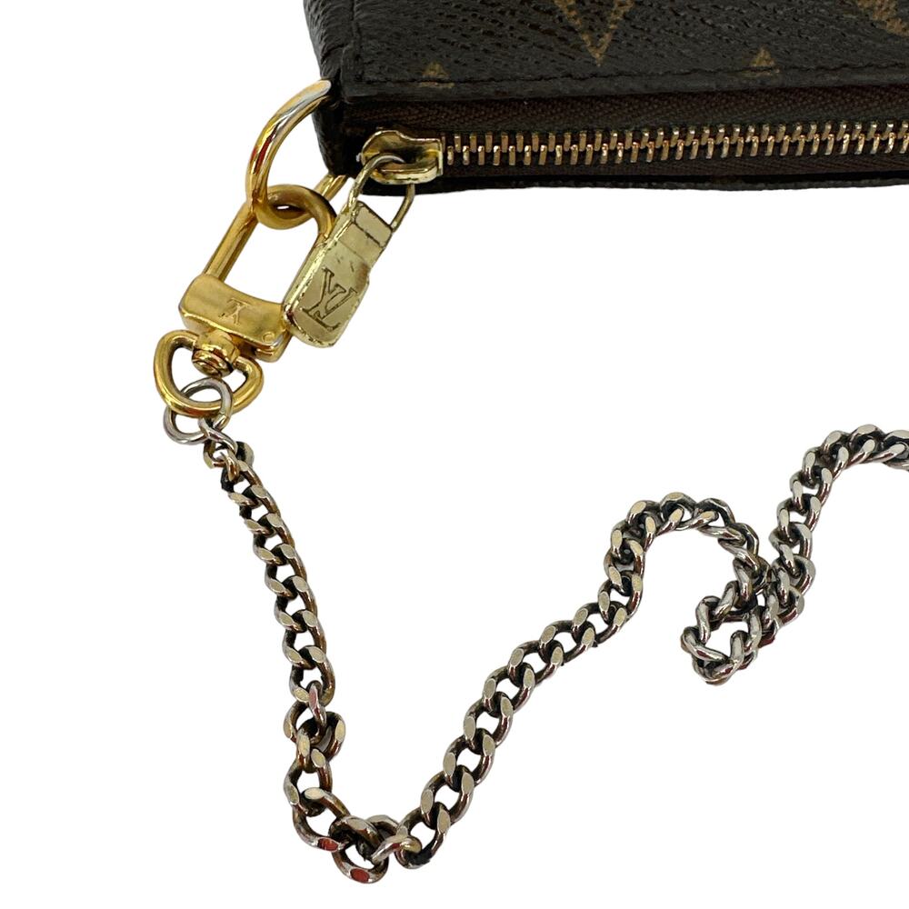 LOUIS VUITTON Pochette Accessoires Monogram Canvas Mini - Picture 7 of 12